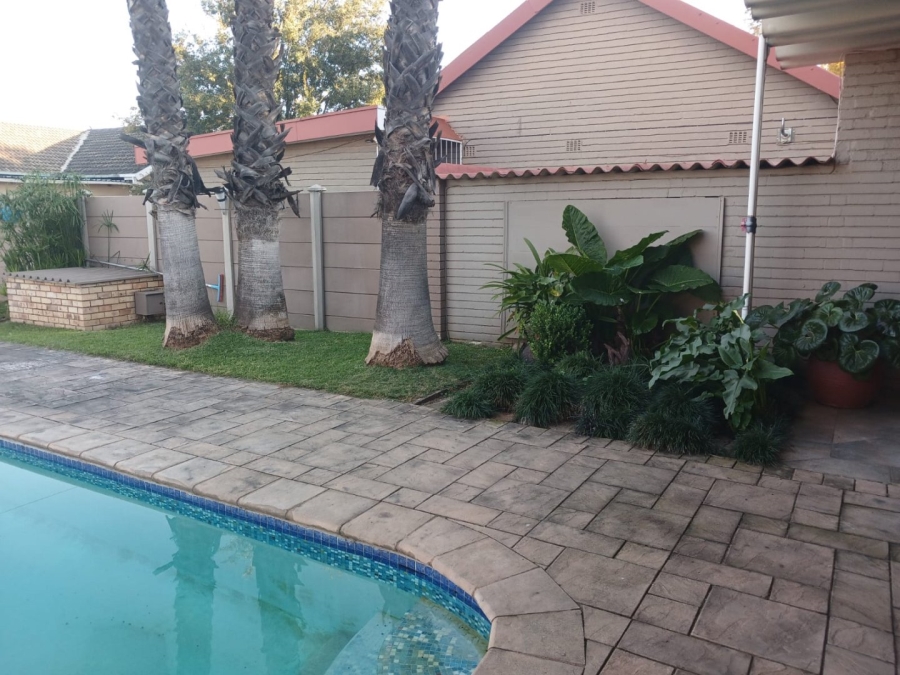 3 Bedroom Property for Sale in Adamayview North West
